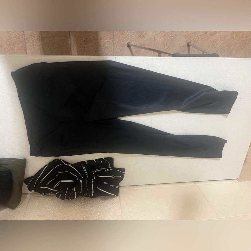 90 Degree By Reflex Dark Leggings